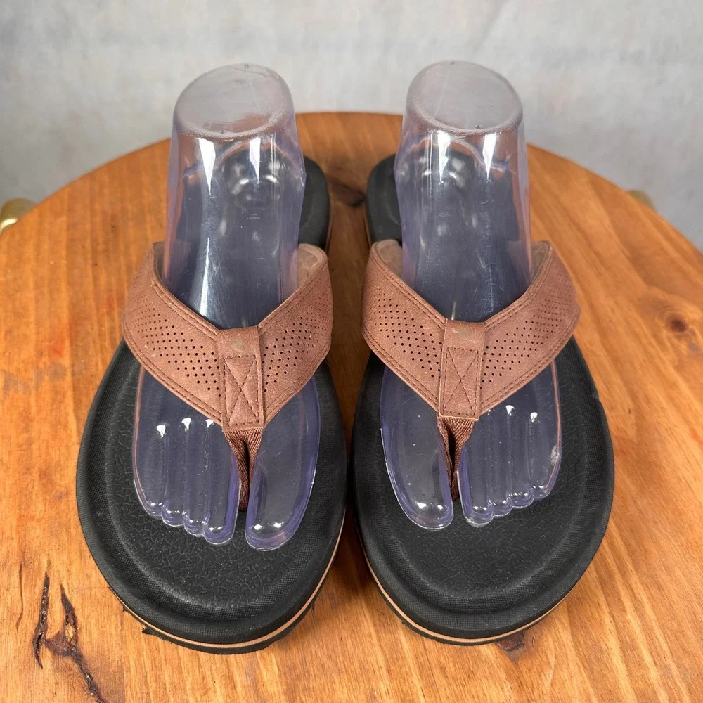 Rip Curl Flip Flop Sandals Mens 9.5 Brown Good Perforated Straps Thong Shoes